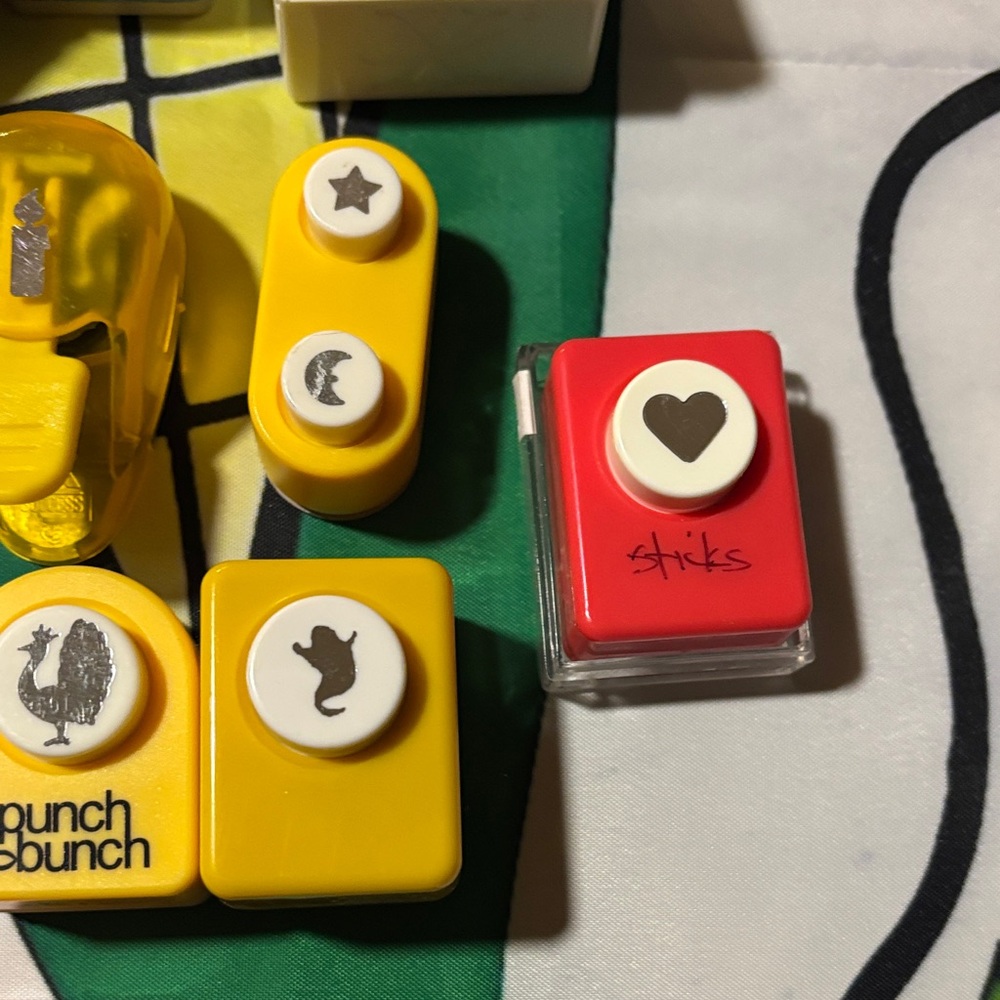 Colorful Craft Punch Set - Picture 3 of 8